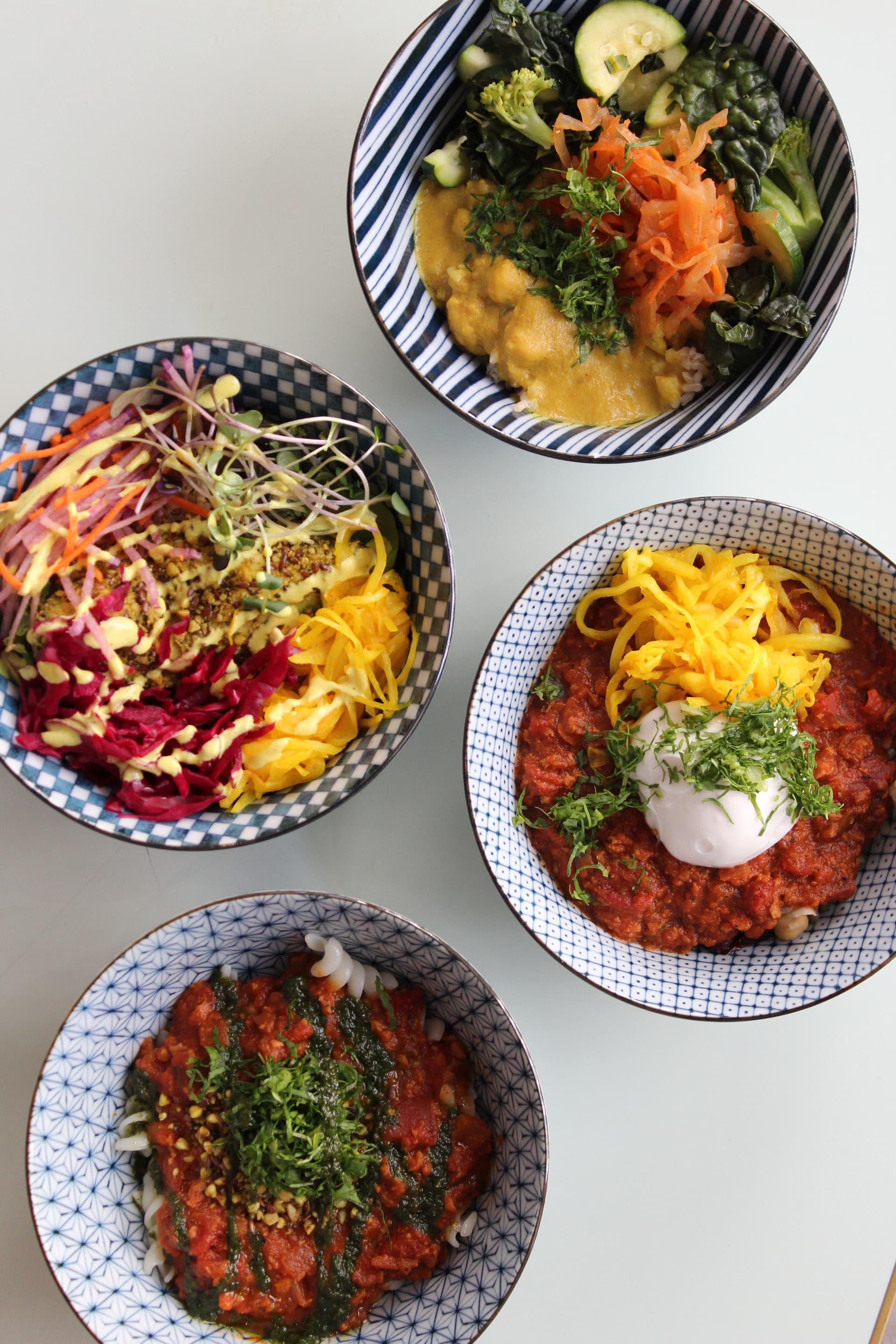 Le Botaniste signature bowls