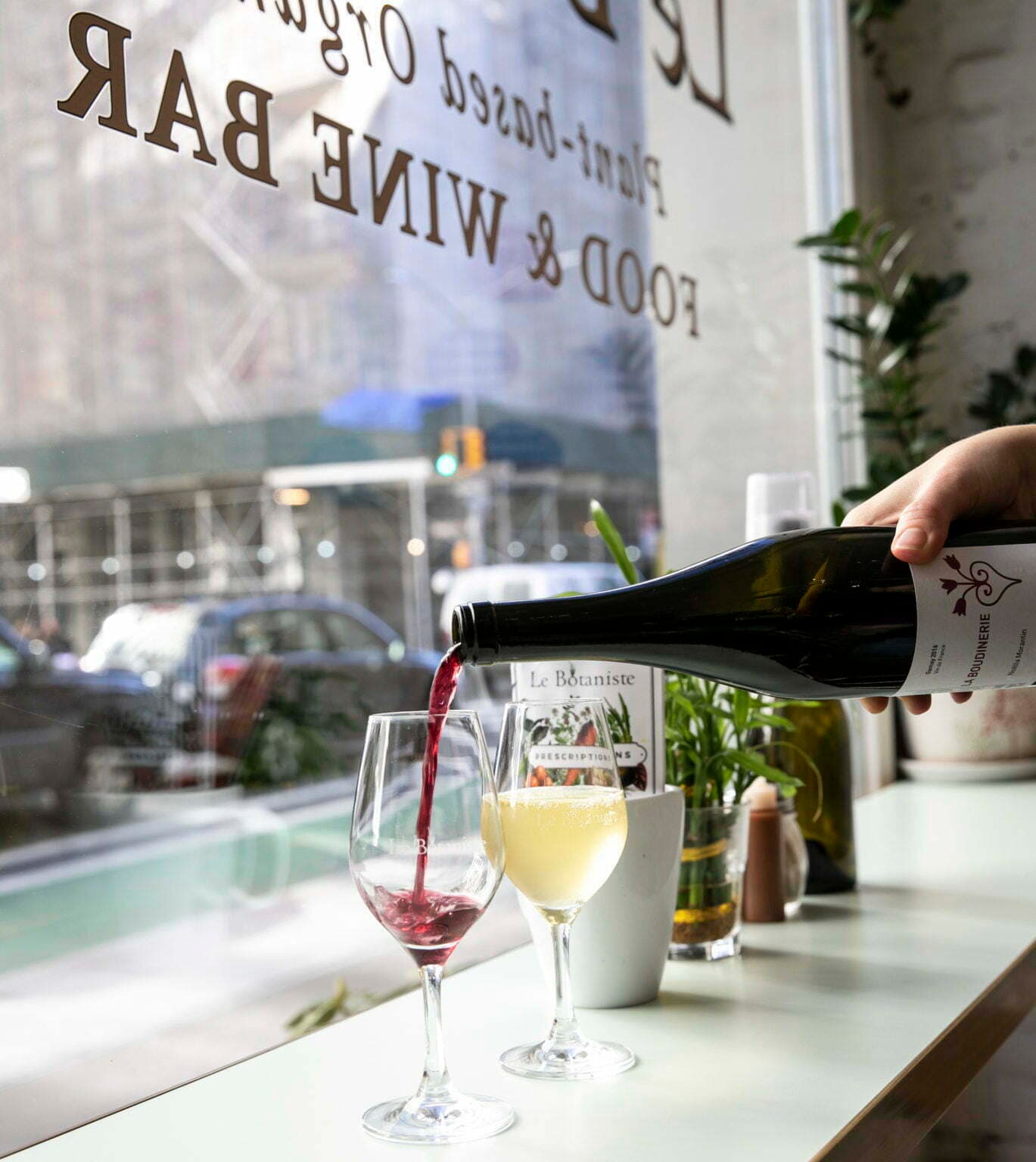 Le Botaniste wine bar